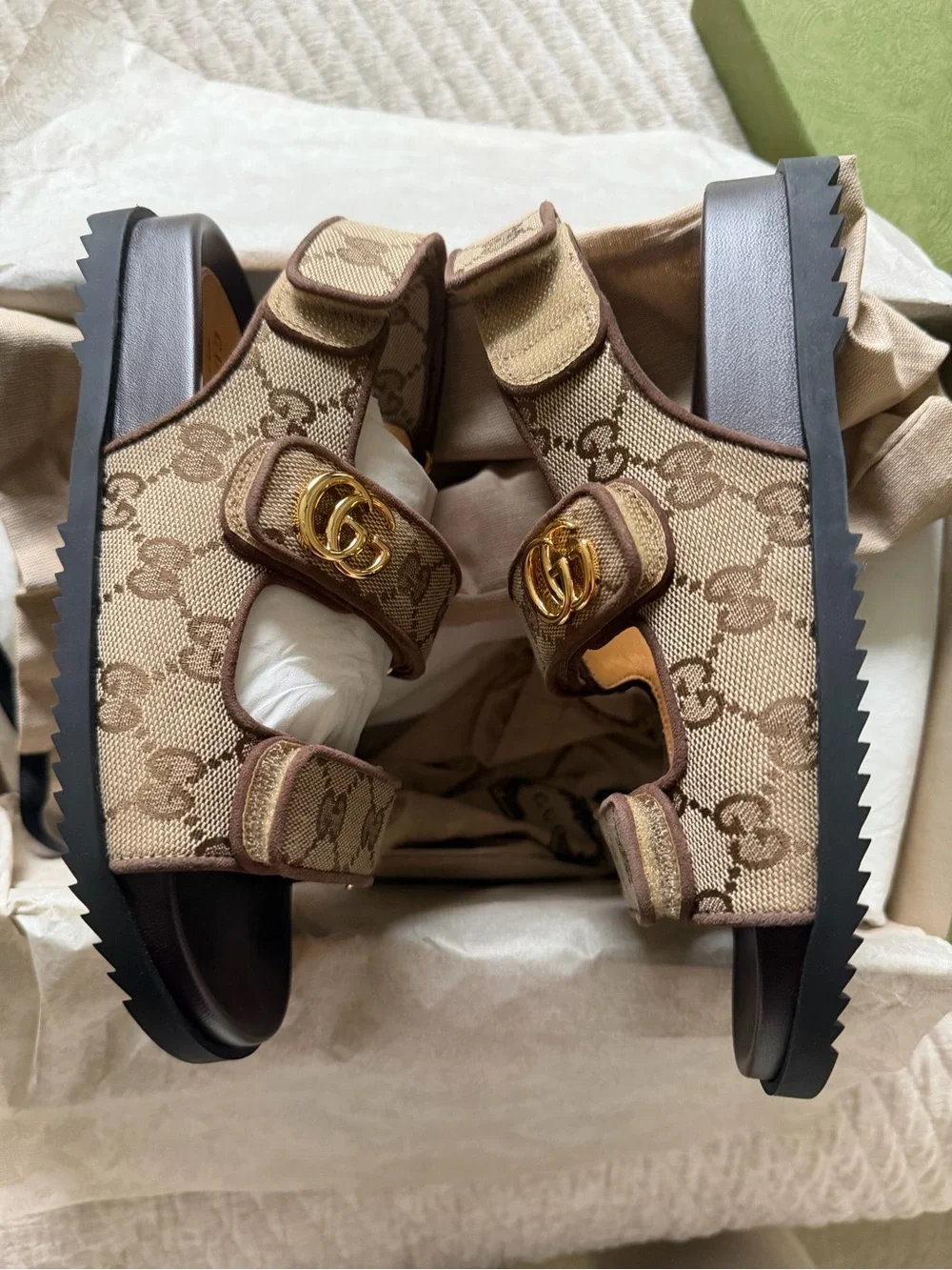 Gucci iconic gg